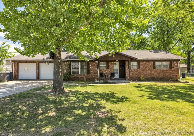 Photo 1 of Single family home for sale at 1331 S 76th Eastavenue, Tulsa, OK 74112 | MLS# 2617500 | Listing updated on 2026-06-08
