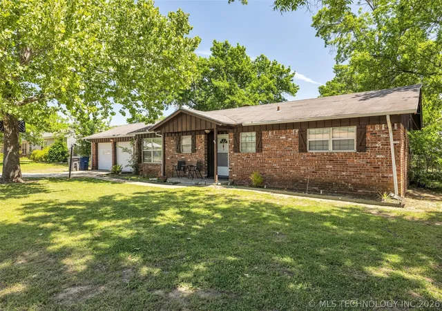 Photo 3 of Single family home for sale at 1331 S 76th Eastavenue, Tulsa, OK 74112 | MLS# 2617500 | Listing updated on 2026-06-08