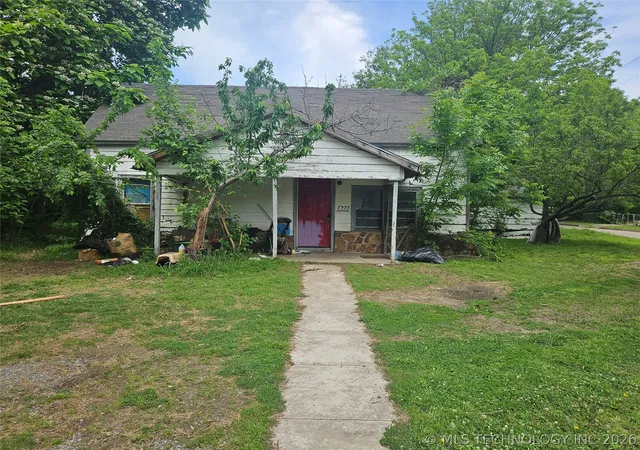 Homes for sale in Muskogee, OK | 1222 Dayton St, Muskogee, OK 74403 | MLS# 2616060