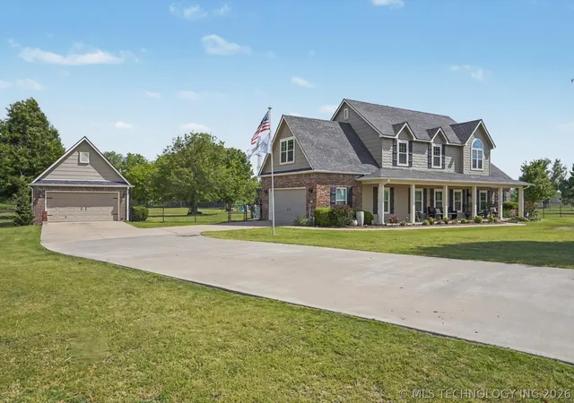 Photo 3 of Single family home for sale at 2406 E Fairfield Ct, Oologah, OK 74053 | MLS# 2617306 | Listing updated on 2026-08-20