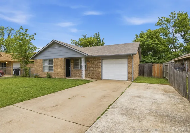 Homes for sale in Catoosa, OK | 525 Chief Stand Waite Ln, Catoosa, OK 74015 | MLS# 2617722