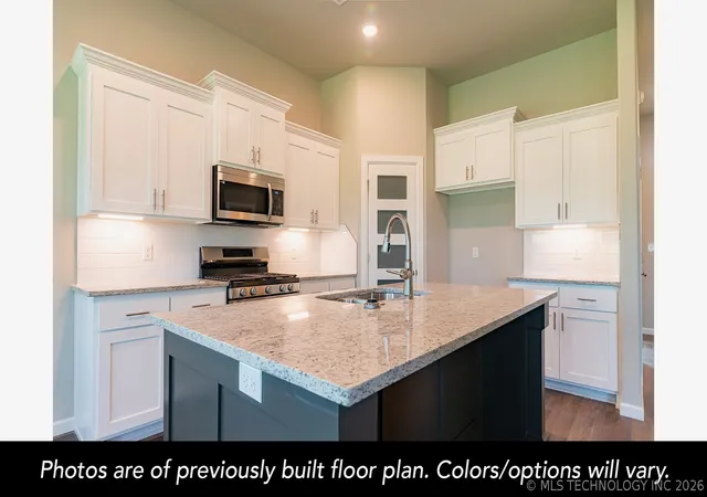 Homes for sale in Collinsville, OK | 203 S 25th St E, Collinsville, OK 74021 | MLS# 2617815