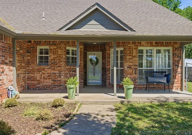 Homes for sale in Claremore, OK | 8137 E Misty Morning Pl, Claremore, OK 74019 | MLS# 2617779