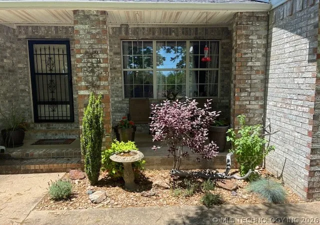Homes for sale in Krebs, OK | 625 S Main St, Krebs, OK 74501 | MLS# 2617601