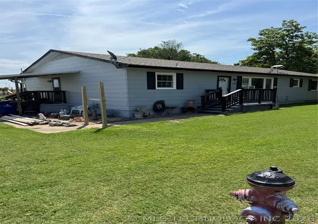 Homes for sale in Copan, OK | 220 N Chestnut Ave, Copan, OK 74022 | MLS# 2617870