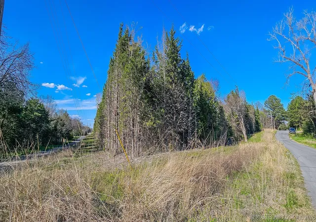 8th image of 669 Kiowa Rd, Canadian, OK 74501 | MLS# 2610439