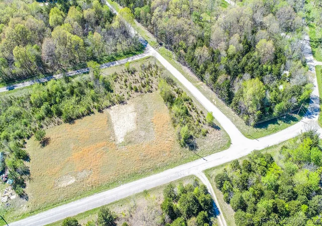 16th image of 107 E Lakeshore Dr, Mc Alester, OK 74501 | MLS# 2610443