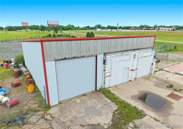 Photo 4 of Land for sale at 40 Interstate, Muldrow, OK 74948 | MLS# 2617840 | Listing updated on 2026-08-20