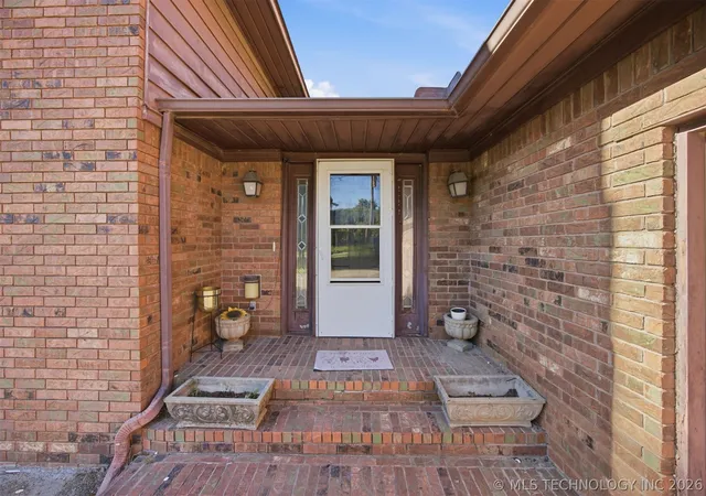 54th image of 431 E Epley Dr, Stigler, OK 74462 | MLS# 2617829