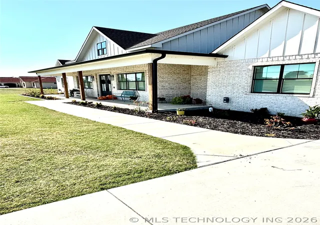 4th image of 913 Prairie View Rd S, Ardmore, OK 73401 | MLS# 2617897