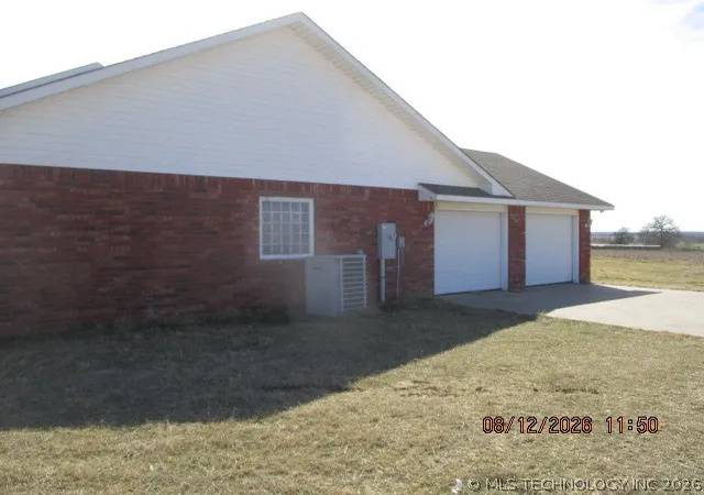 Homes for sale in Ringling, OK | 35293 State Hwy 32, Ringling, OK 73456 | MLS# 2617913