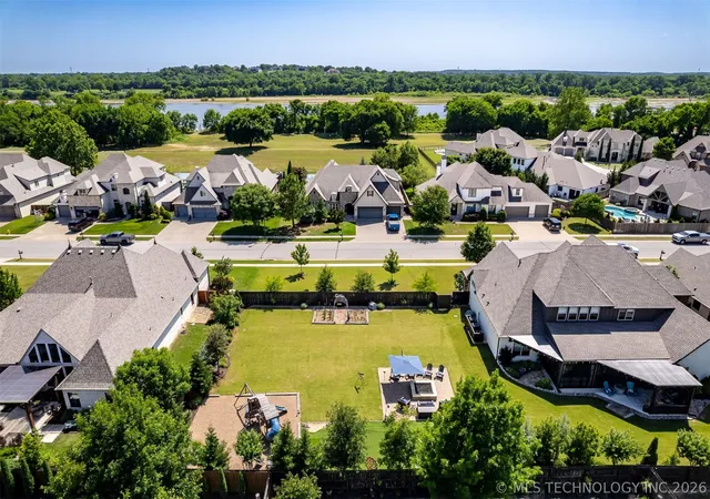 Photo 2 of Sale Pending at 6709 E 134th Place S, Bixby, OK 74008 | MLS# 2617803 | Listing updated on 2026-07-31