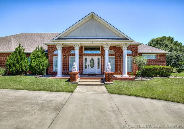 Photo 4 of Single family home for sale at 11 Longacre Dr, Ramona, OK 74061 | MLS# 2617667 | Listing updated on 2026-07-19