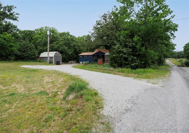 Photo 2 of Single family home for sale at 71 County Rd 3009, Bartlesville, OK 74003 | MLS# 2617940 | Listing updated on 2026-08-20