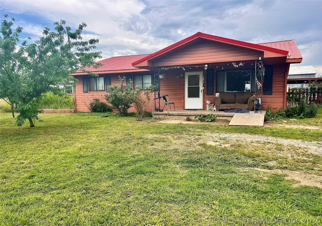 Photo 2 of Single family home for sale at 515 Sw Highway 2, Wilburton, OK 74578 | MLS# 2618000 | Listing updated on 2026-08-20