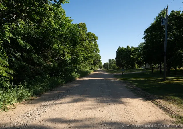 Homes for sale in Henryetta, OK | 24751 S 200 Rd, Henryetta, OK 74437 | MLS# 2617917