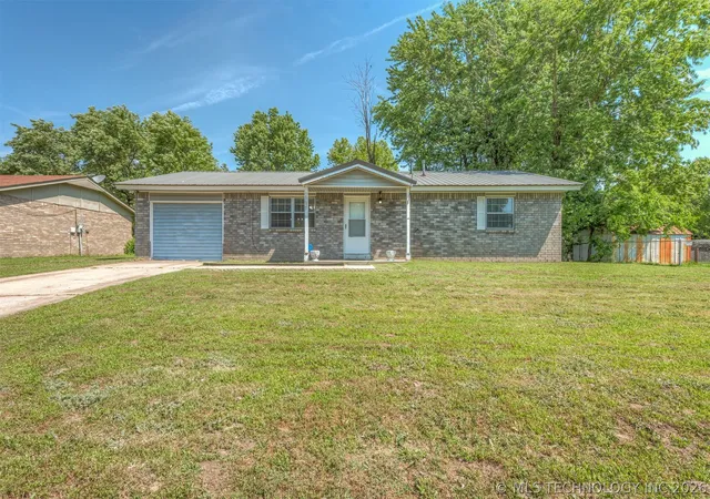Homes for sale in Coweta, OK | 28637 E 137th St, Coweta, OK 74429 | MLS# 2617906