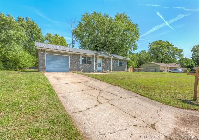 Photo 1 of Single family home for sale at 28637 E 137th Street, Coweta, OK 74429 | MLS# 2617906 | Listing updated on 2026-08-27