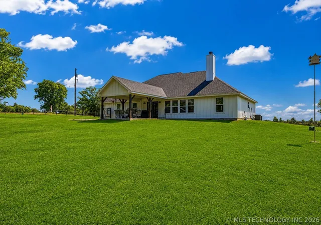 Homes for sale in Madill, OK | 17957 Bridgeview Rd, Madill, OK 73446 | MLS# 2617294