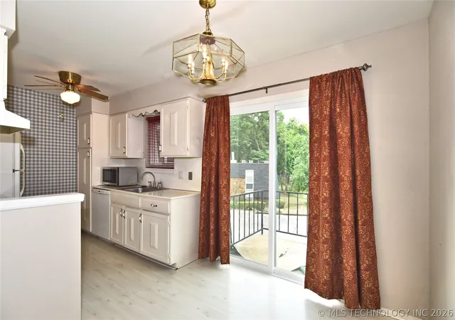 Homes for sale in Tulsa, OK | 4440 E 68th St #485, Tulsa, OK 74136 | MLS# 2618018