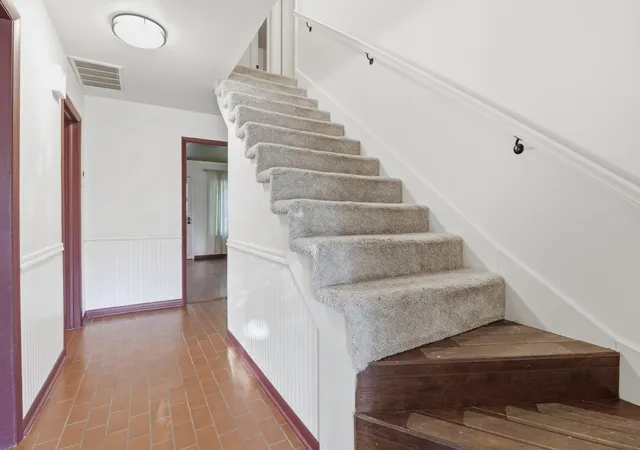 Photo 3 of Single family home for sale at 4631 S Maplewood Ave, Tulsa, OK 74135 | MLS# 2617941 | Listing updated on 2026-10-07