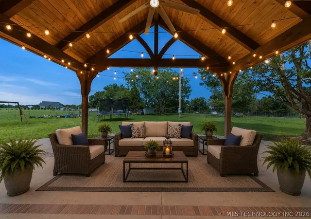 3rd image of 9215 E 156Th St N, Collinsville, OK 74021 | MLS# 2617995