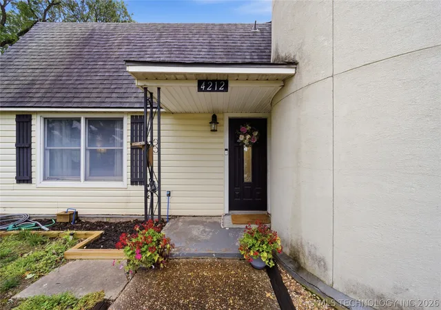 Photo 4 of Single family home for sale at 4212 W Stonehenge Dr, Cleveland, OK 74020 | MLS# 2618065 | Listing updated on 2026-08-23