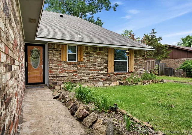 Homes for sale in Fort Gibson, OK | 320 S Meigs St, Fort Gibson, OK 74434 | MLS# 2617889