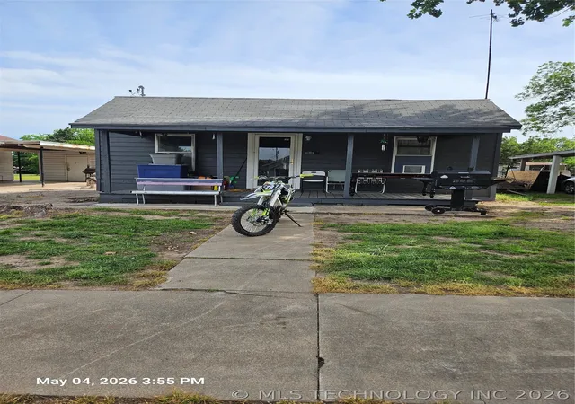Photo 1 of Single family home for sale at 719 E 2nd Street, Cushing, OK 74023 | MLS# 2618119 | Listing updated on 2026-08-25