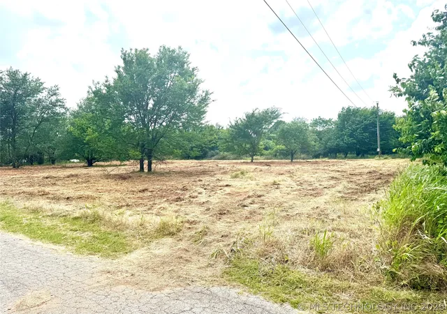 2nd image of 58th East St, Wagoner, OK 74467 | MLS# 2618132
