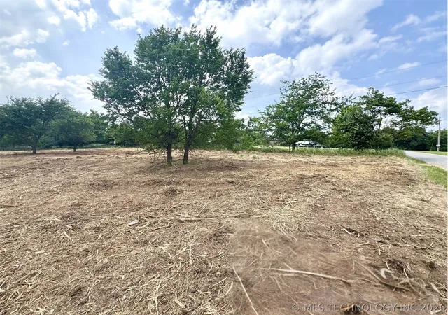 3rd image of 58Th East St, Wagoner, OK 74467 | MLS# 2618132