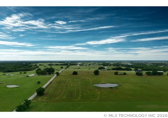 Homes for sale in Oologah, OK | 12 E 420 Rd, Oologah, OK 74053 | MLS# 2618163