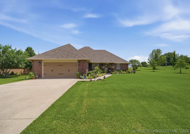 Homes for sale in Skiatook, OK | 5801 Saddle Ln, Skiatook, OK 74070 | MLS# 2618166