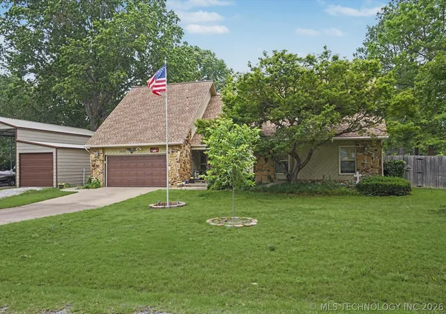 Photo 1 of Sale Pending at 7233 S Gafford Ave, Broken Arrow, OK 74014 | MLS# 2618210 | Listing updated on 2026-08-26