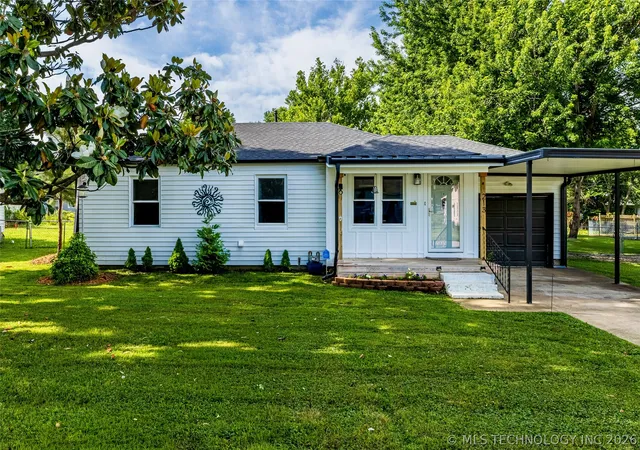 1st image of 213 E Falletti Ave, Claremore, OK 74017 | MLS# 2618194