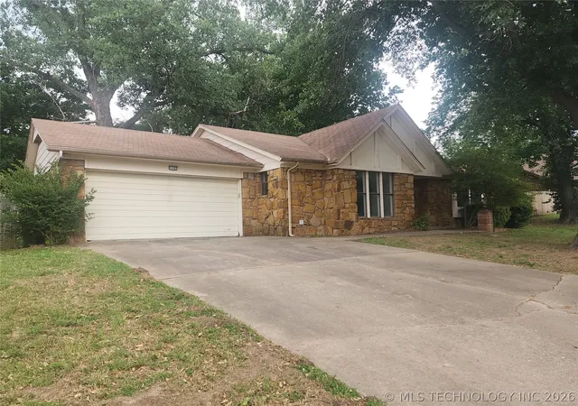 Homes for sale in Jenks, OK | 11387 S Date St, Jenks, OK 74037 | MLS# 2618294