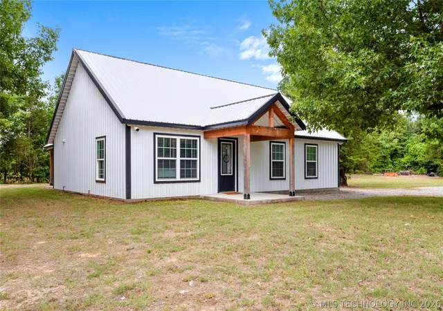 2nd image of 420728 E 1168, Eufaula, OK 74426 | MLS# 2618310