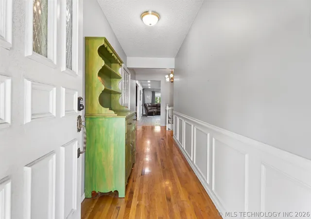 2nd image of 633 Kenwood Dr, Bartlesville, OK 74006 | MLS# 2618215