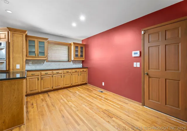 5th image of 633 Kenwood Dr, Bartlesville, OK 74006 | MLS# 2618215