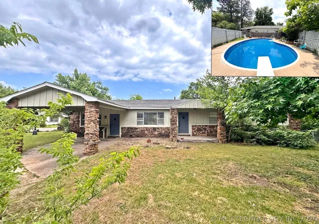 1st image of 110 Brewer Ave, Tahlequah, OK 74464 | MLS# 2618352