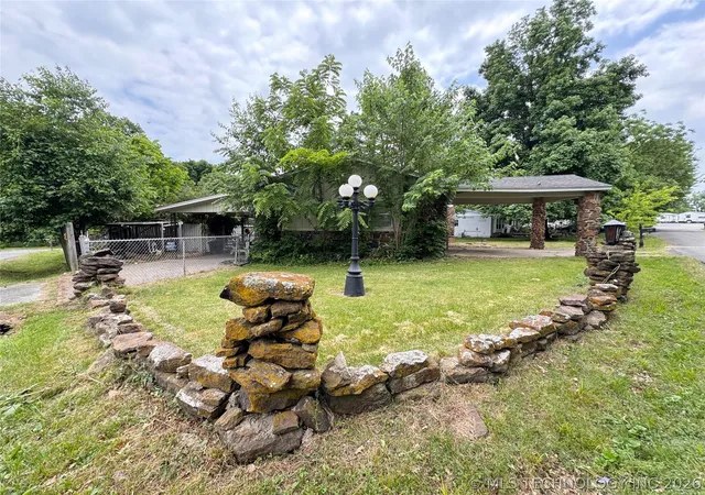 4th image of 110 Brewer Ave, Tahlequah, OK 74464 | MLS# 2618352