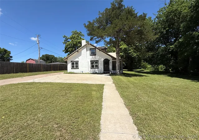 Homes for sale in Cleveland, OK | 803 W Wichita Ave, Cleveland, OK 74020 | MLS# 2618363