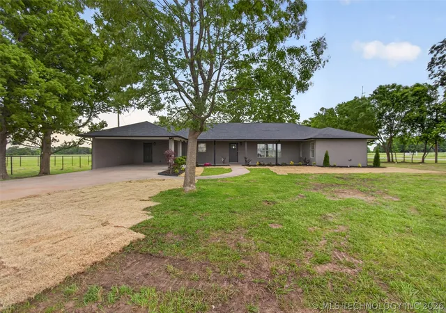 Homes for sale in Pryor, OK | 2025 Ne 5th St, Pryor, OK 74361 | MLS# 2618338