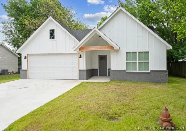 2nd image of 101 Zachary Dr, Grove, OK 74344 | MLS# 2617948