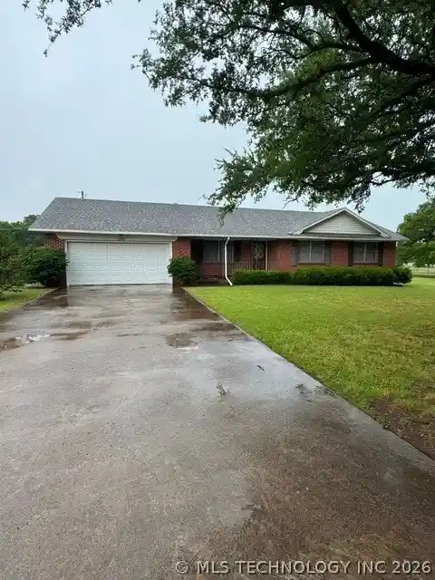 Photo 1 of Single family home for sale at 1311 Twin Lakes, Madill, OK 73446 | MLS# 2618479 | Listing updated on 2026-10-08