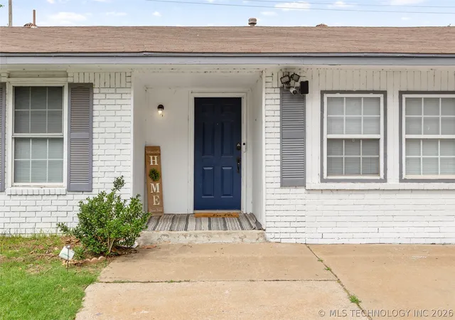 Photo 3 of Single family home for sale at 1816 S Nogales Ave, Tulsa, OK 74107 | MLS# 2618415 | Listing updated on 2026-05-20