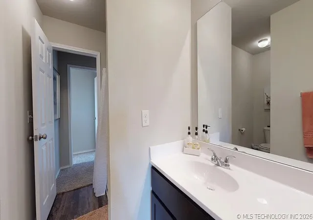 Homes for sale in Broken Arrow, OK | 2911 S 16th Pl, Broken Arrow, OK 74012 | MLS# 2618504