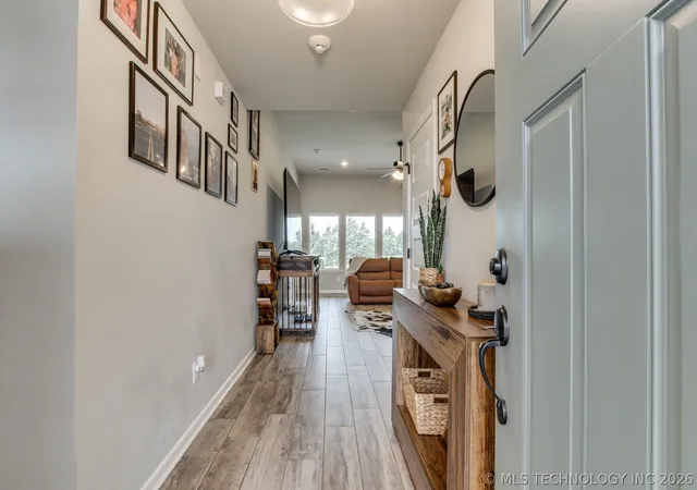 Photo 4 of Single family home for sale at 3321 Oak Ridge, Guthrie, OK 73044 | MLS# 2618399 | Listing updated on 2026-08-20
