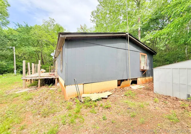 3rd image of 22 Holiday Ln, Eufaula, OK 74432 | MLS# 2618516