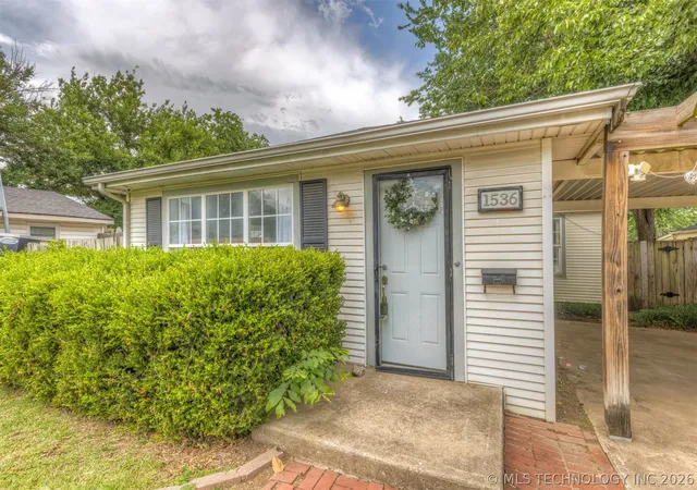Photo 1 of Sale Pending at 1536 S Atlanta Pl, Tulsa, OK 74104 | MLS# 2618455 | Listing updated on 2026-08-20